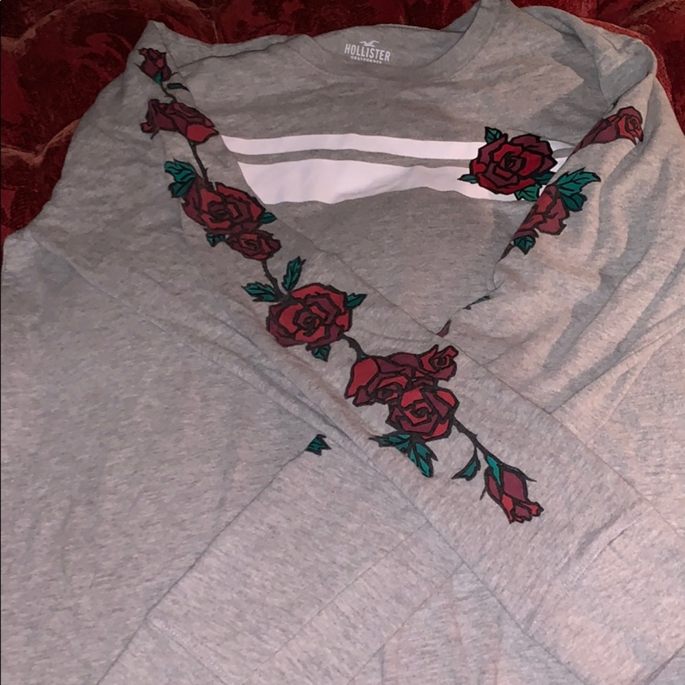 Holister long sleeve tshirt